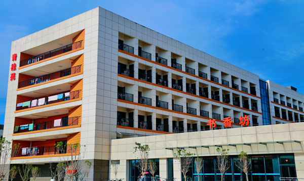 retouch_2025060820282305_副本